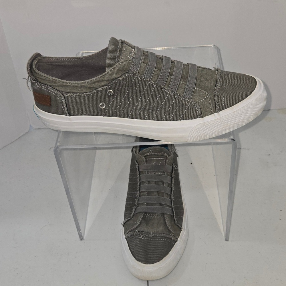 Blowfish Malibu Womens 9.5 Grey Canvas Slip On Sneakers ZS-001 Distressed Frayed